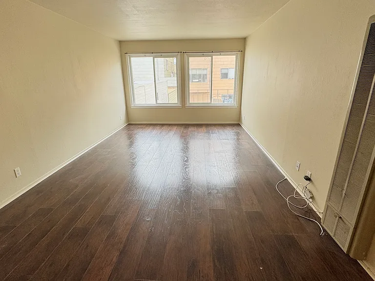 420 20th Ave #3 — Photo 5