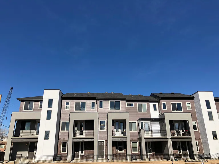 4180 E Warren Ave — Photo 3