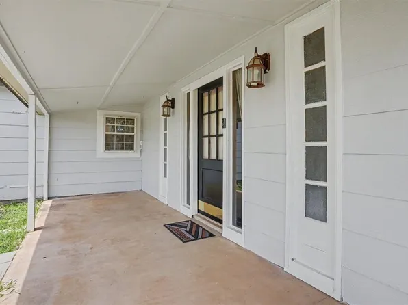 110 W Davis St, Tipton, OK 73570
