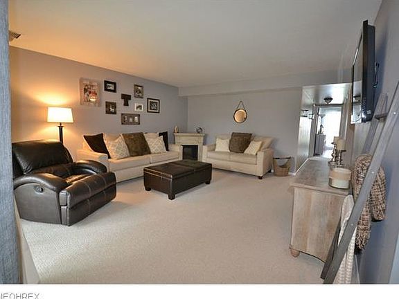 4th image of 6330 Greenwood Pkwy APT 104