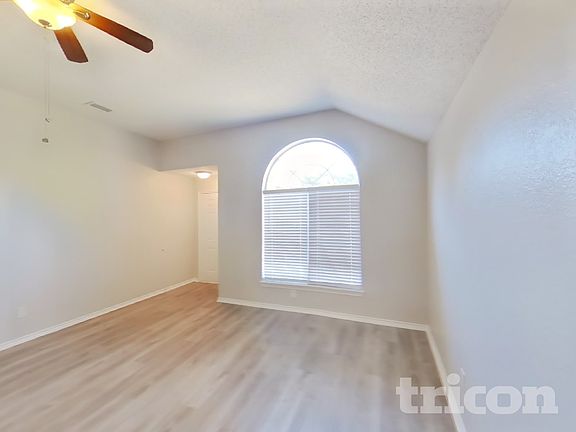 3rd image of 2329 Belton Dr