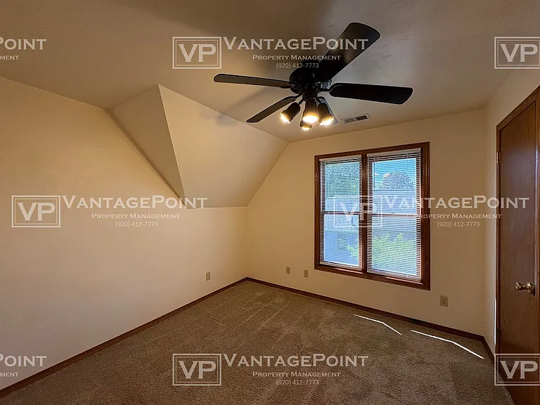 114 N Ontario St — Photo 6