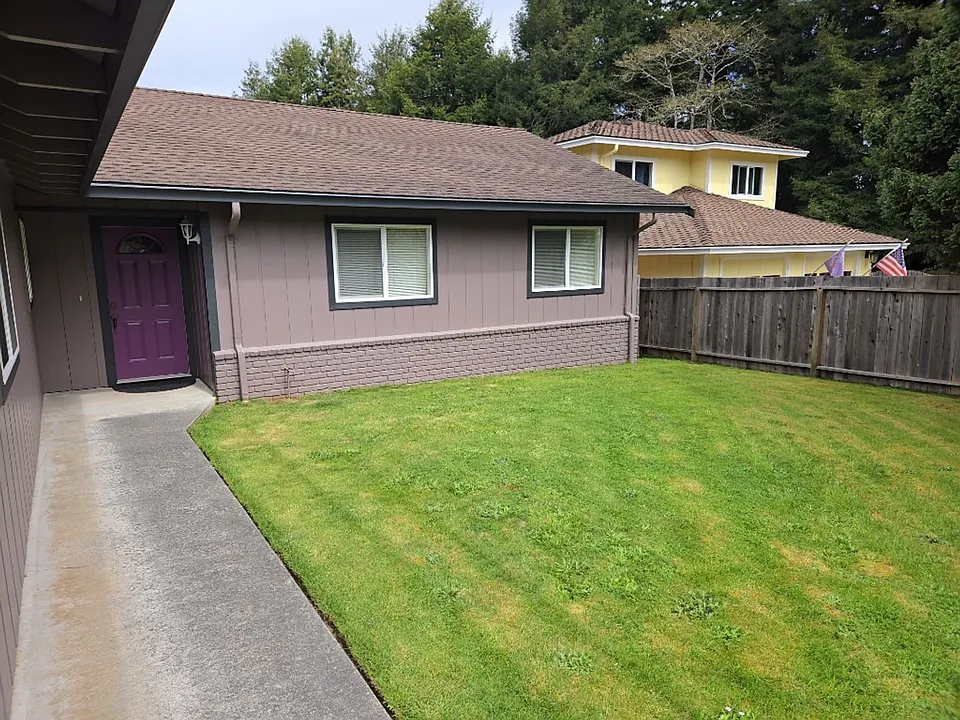 2149 Woodcrest Ct
