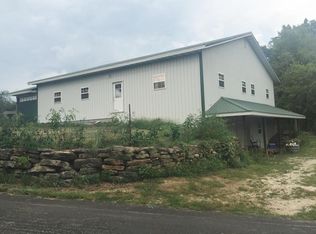 1577 Barber Rd, Chadwick, MO 65629