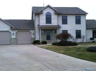 1411 Fairfield Ct, Watertown, WI 53098