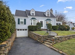 30 Argyle Rd, Port Chester, NY 10573