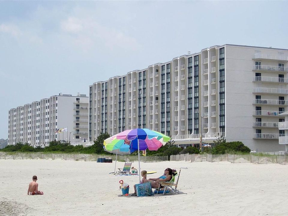 1st image of 3500 Boardwalk #225N