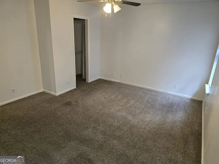 1001 Regal Rd — Photo 26