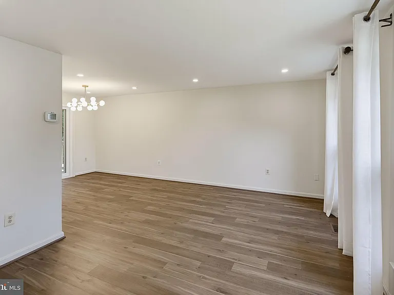 18904 Blue Heron Ln — Photo 12