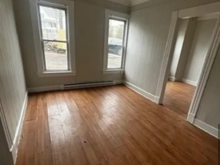 12 Aetna St #4 — Photo 2