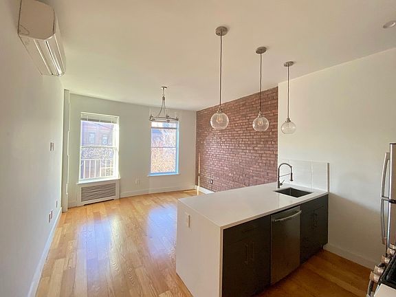 4th image of 211 8th Ave APT 1C