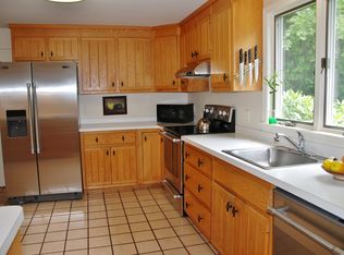 436 Old Queen Anne Rd, Chatham, MA 02633