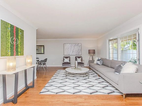 3rd image of 4829 Wellington Park Dr