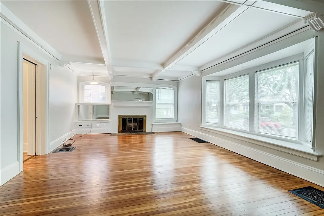 2 bed, 2.0 bath, 1400 sqft, $2,200 — Photo 3