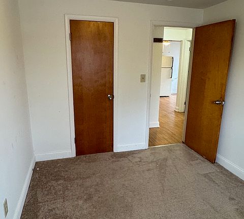 4th image of 104 Hinchey Ave #1