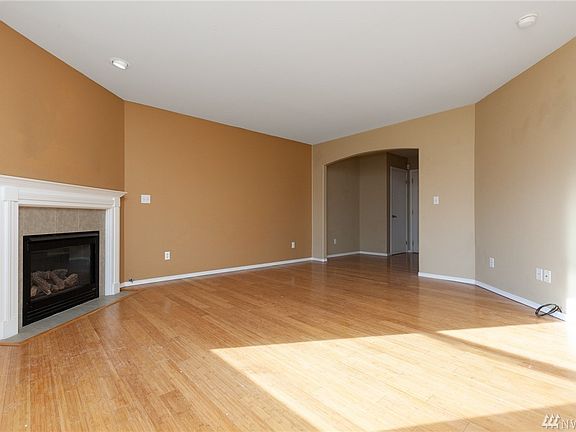 4th image of 18007 37th Avenue Ct E