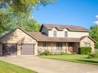1113 S Chaseway Ct, Bloomington, IN 47401