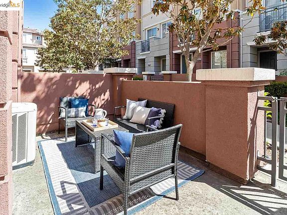 5th image of 716 City Walk Pl APT 2