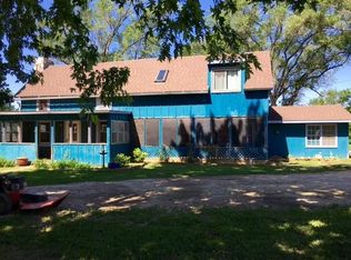 25262 Metro Ave, Tonganoxie, KS 66086