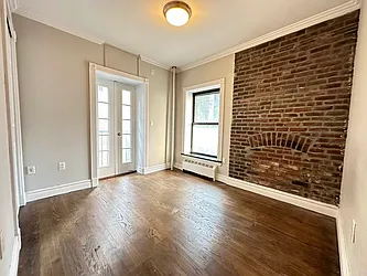 Rented by Nest Seekers International