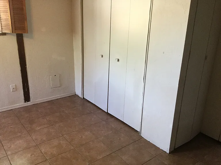 4014 E Hayhurst Ln — Photo 4