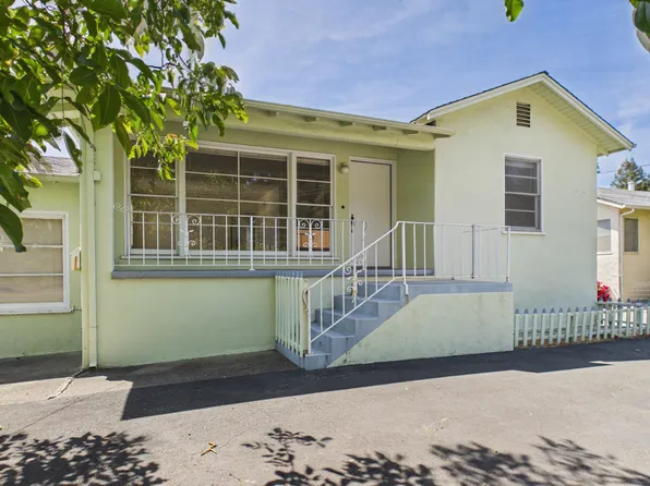 821 Healdsburg Ave, Healdsburg, CA 95448