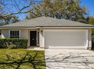 7533 International Village Dr, Jacksonville, FL 32277