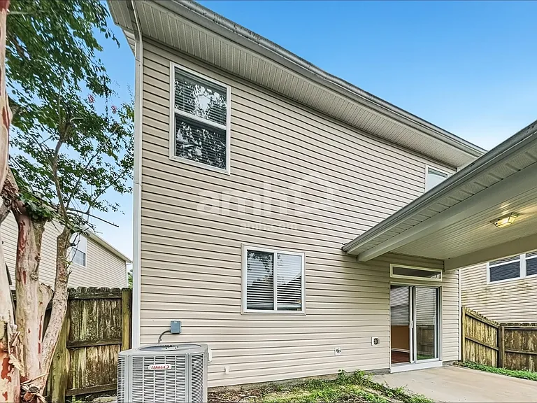 148 Bellfare Dr — Photo 16