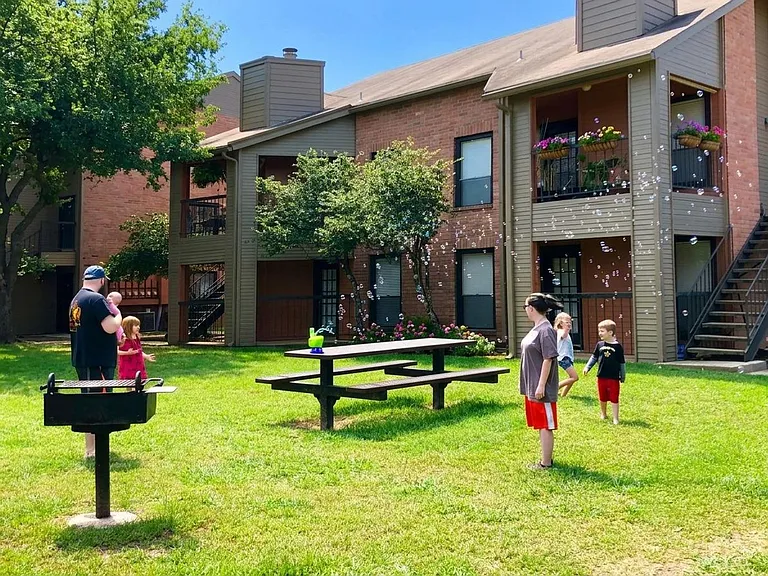 Arbors of Boerne Apartments — Photo 17