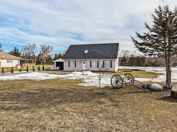 3rd image of 20 Glen Ross Rd