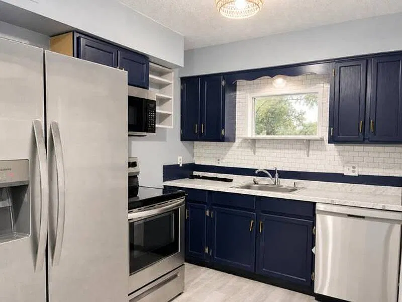 2 bed, 1.0 bath, 930 sqft, $1,295 — Photo 4