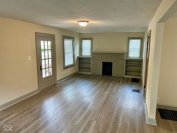 5th image of 829 N Chester Ave