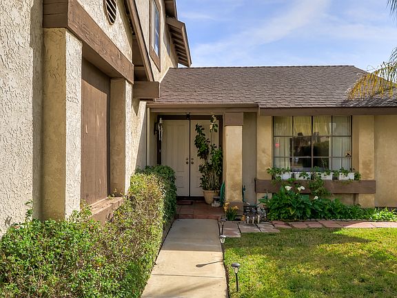5th image of 25313 Renoir Ave