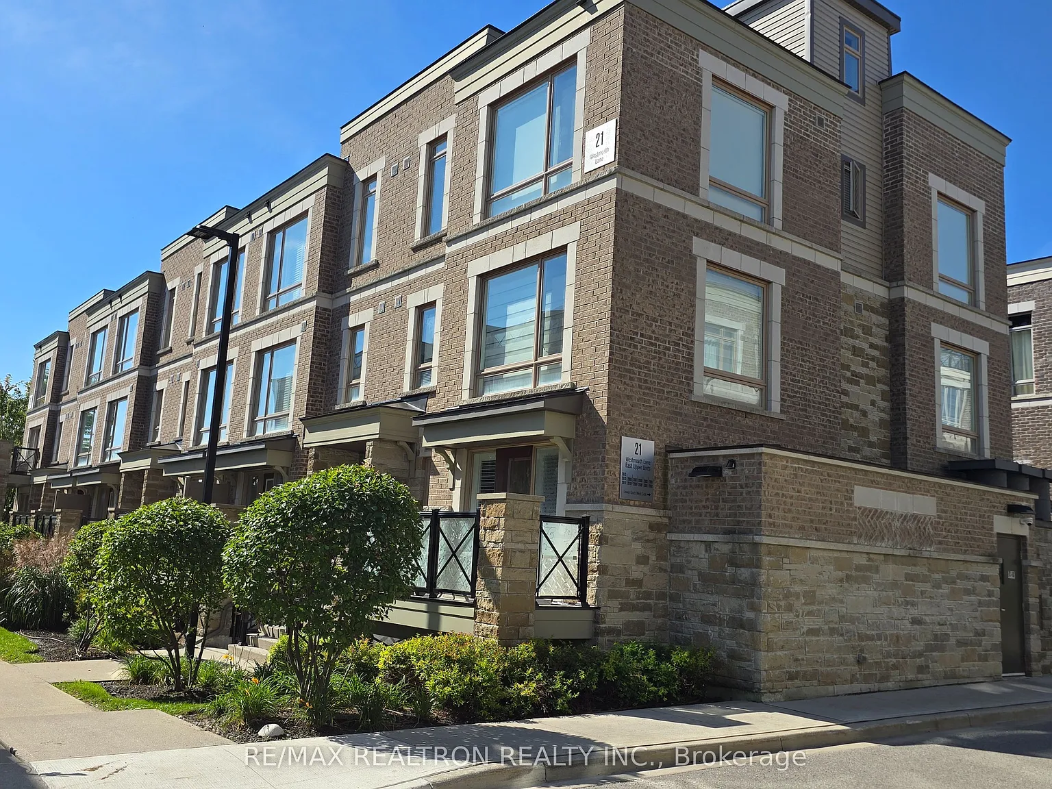 3 bed, $2,900 — Photo 4