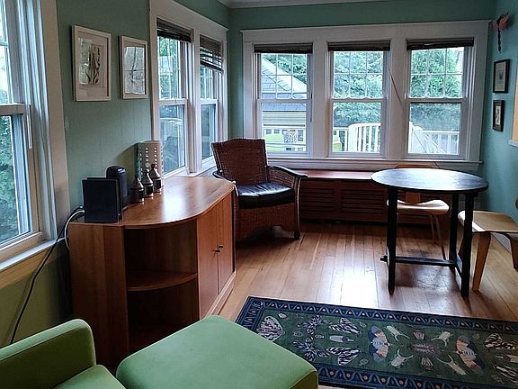 3rd image of 28 Clifton St