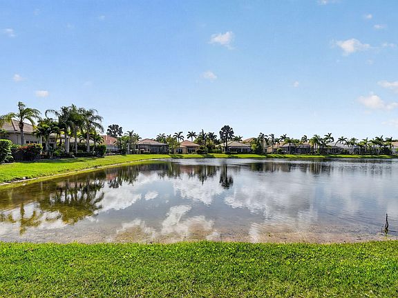 3rd image of 3909 Netherlee Way