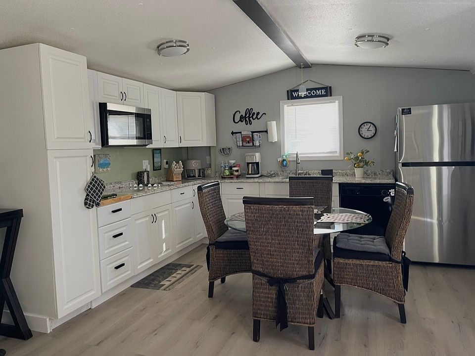1st image of 6819 Heron Ln