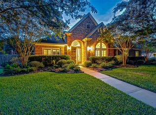 2304 Paradise Canyon Dr, Pearland, TX 77584