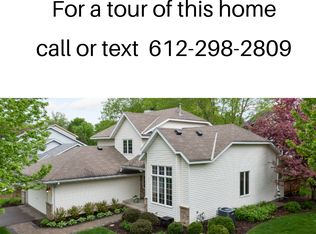 10100 Ivywood Ct, Eden Prairie, MN 55347