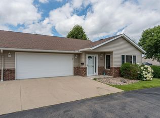 1355 Adams St, Mankato, MN 56001