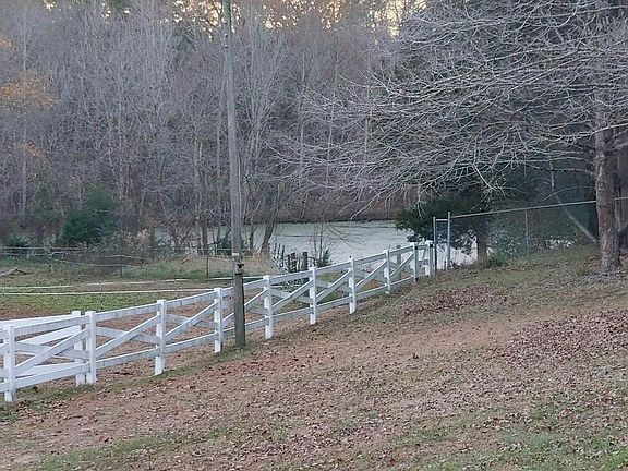 3rd image of 1753 Smith Farm Rd #55