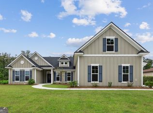 104 Serpentine Dr, Saint Marys, GA 31558