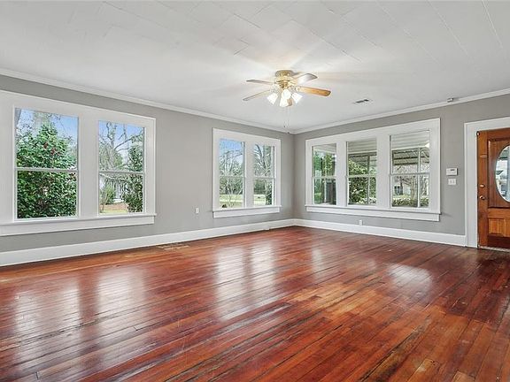 5th image of 529 Avenue G