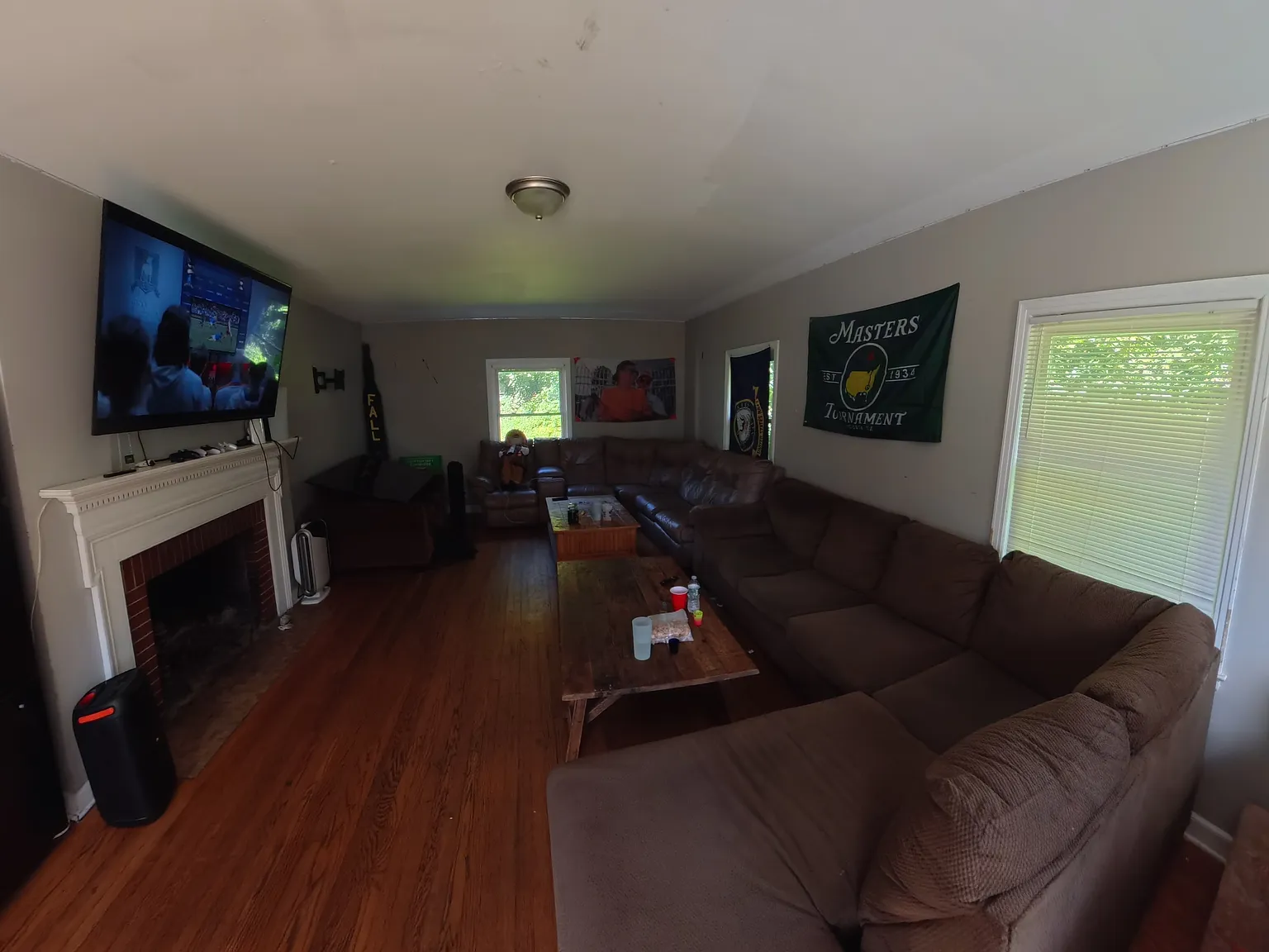 6 bed, 2487 sqft, $5,250 — Photo 3
