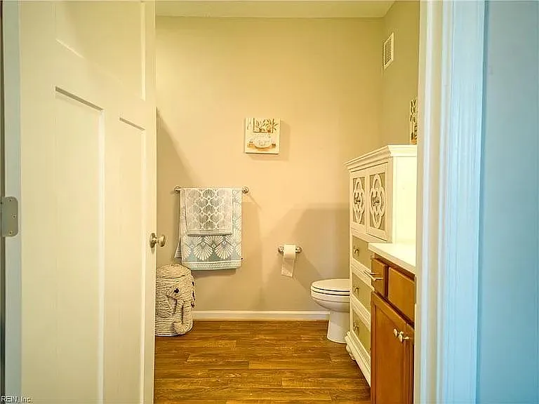 1401 Union Pacific Way — Photo 9