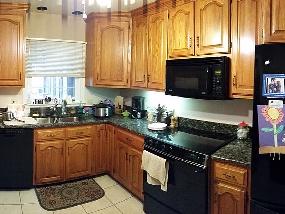 4th image of 6325 Bunker Ln