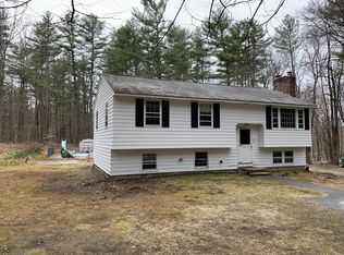 56 Bayberry St, Pepperell, MA 01463
