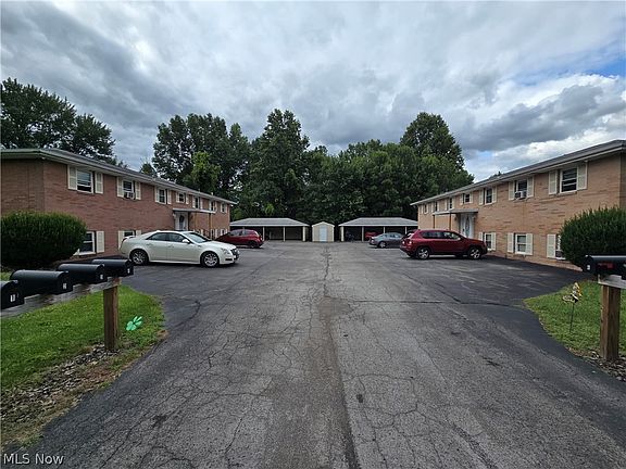 5th image of 850 Mathews Rd