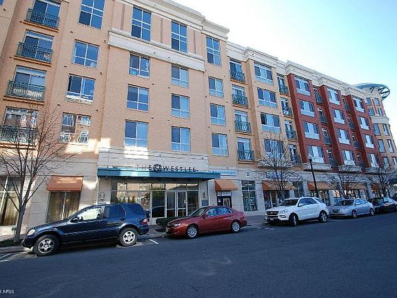 2nd image of 2200 N Westmoreland St Unit 508