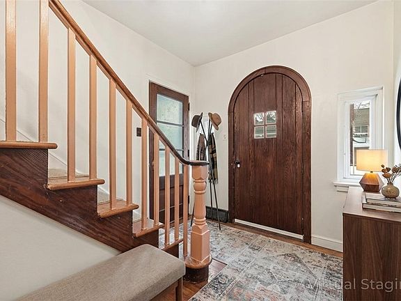 3rd image of 332 Highland Rd